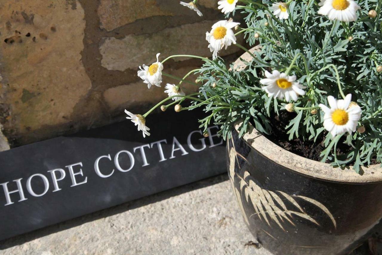 Hope Cottage Stroud  Bagian luar foto